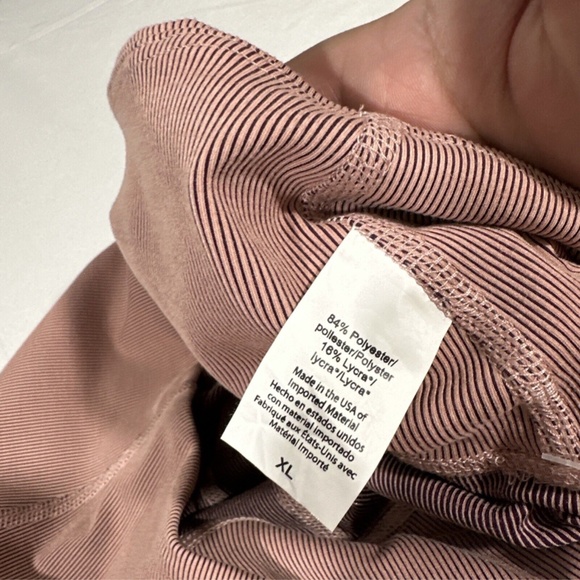 NWT $68 Beyond Yoga [ XL ] Heather Rib High Rise Biker‎ Short in Mauve - Picture 11 of 14